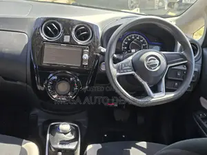 Nissan Note 2018 Blue