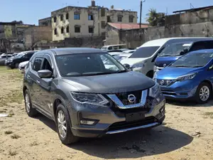 Nissan X-Trail 2018 Gray