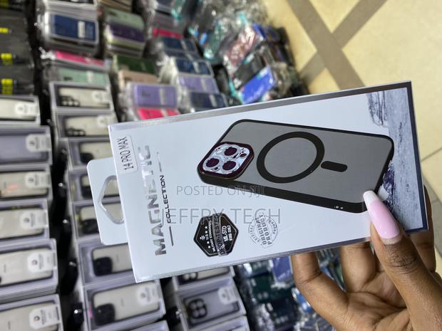 Bentoben Magnetic Compatible Transluscent Case for iPhone 14 Pro Max - thumbnail 2