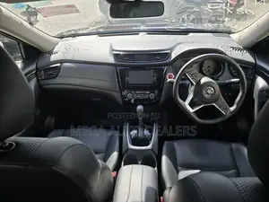 Nissan X-Trail 2018 Brown