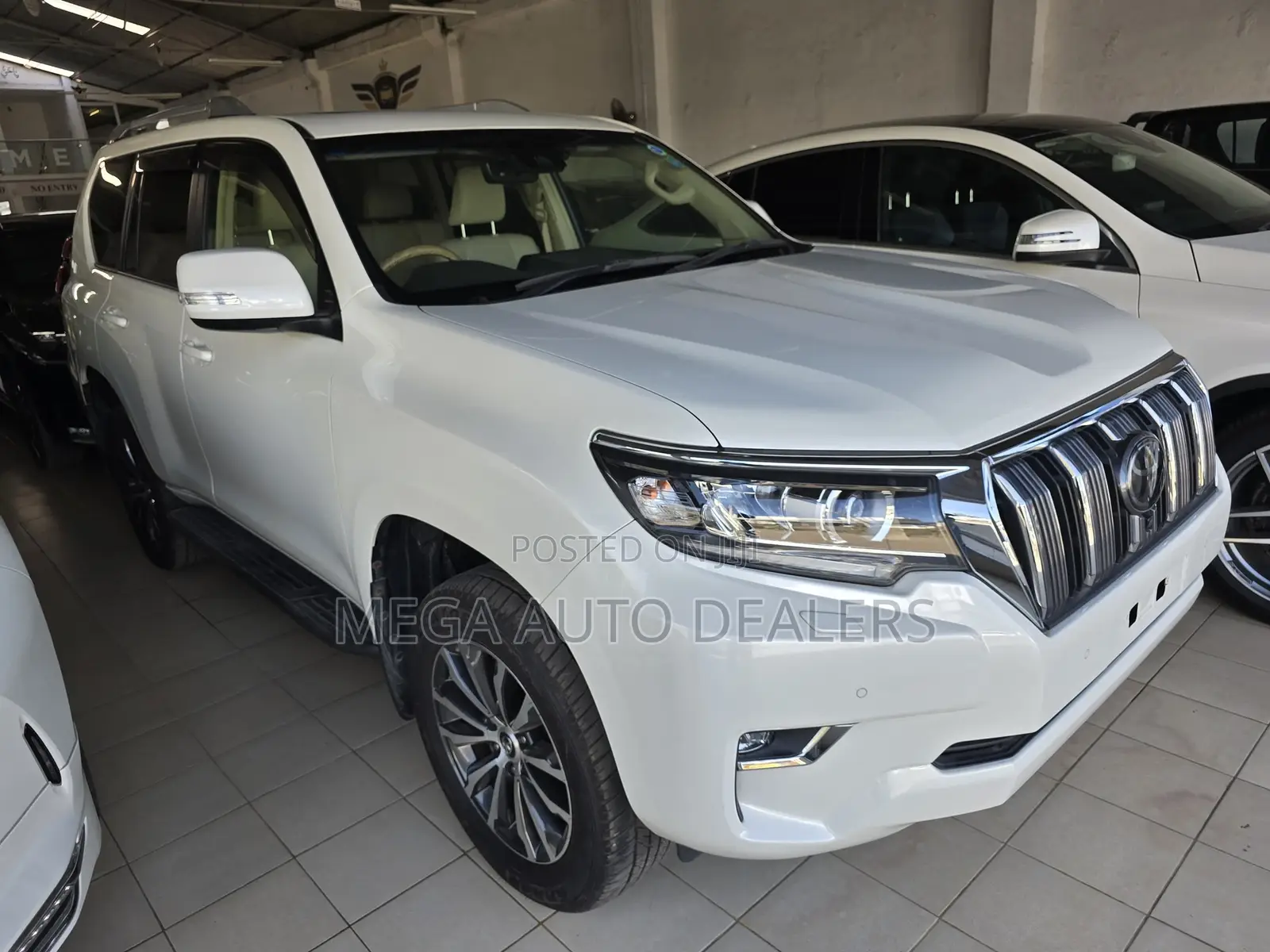 Toyota Land Cruiser Prado 2018 White