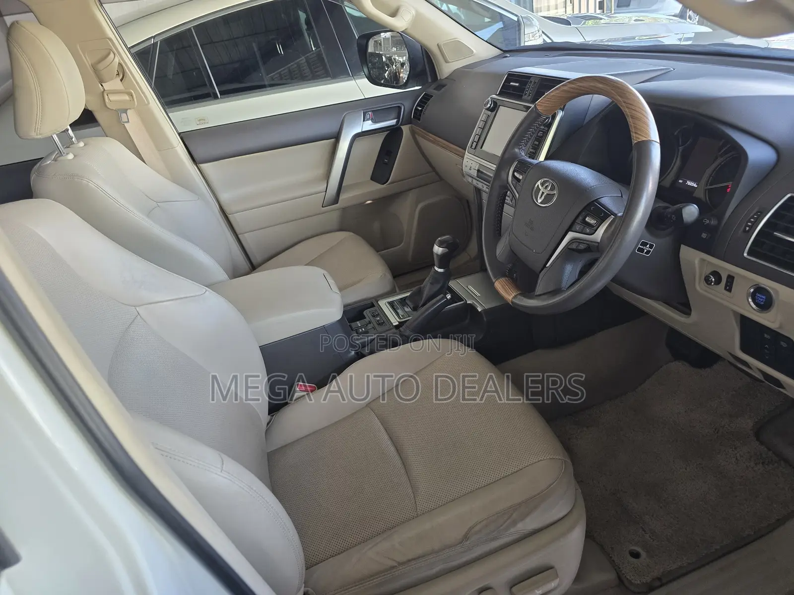 Toyota Land Cruiser Prado 2018 White