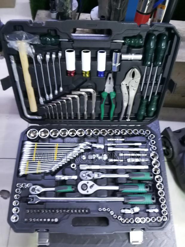 142+2 Pieces Socket Wrench Set