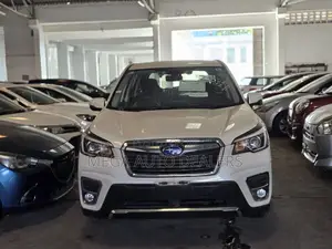 Subaru Forester 2018 White