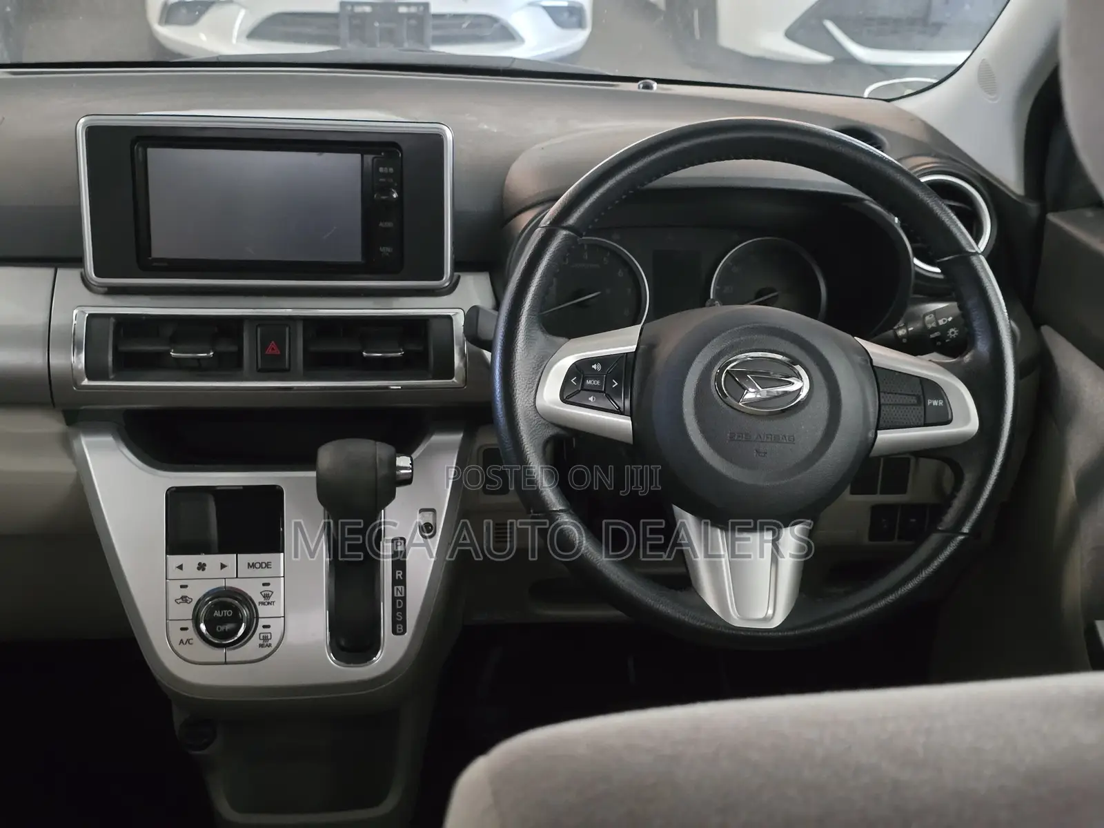 Daihatsu Cast 2018 Red