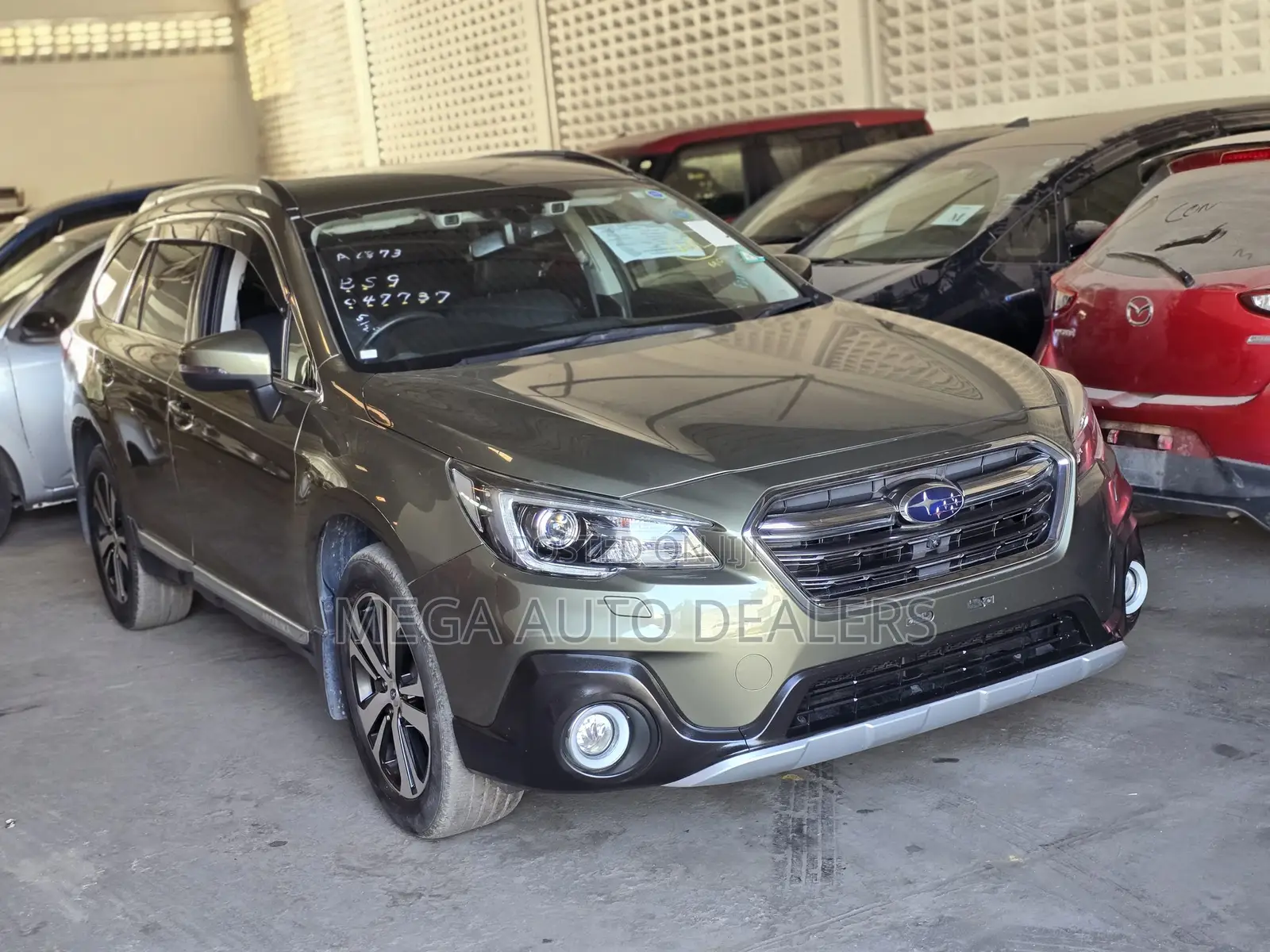Subaru Outback 2018 Green