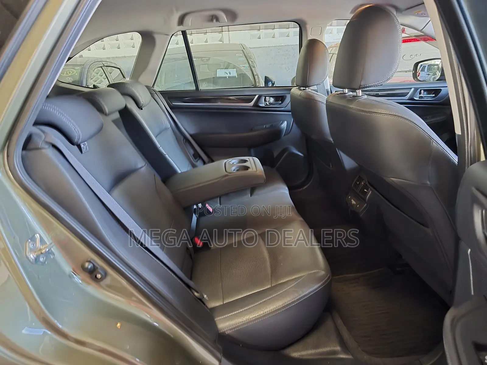Subaru Outback 2018 Green