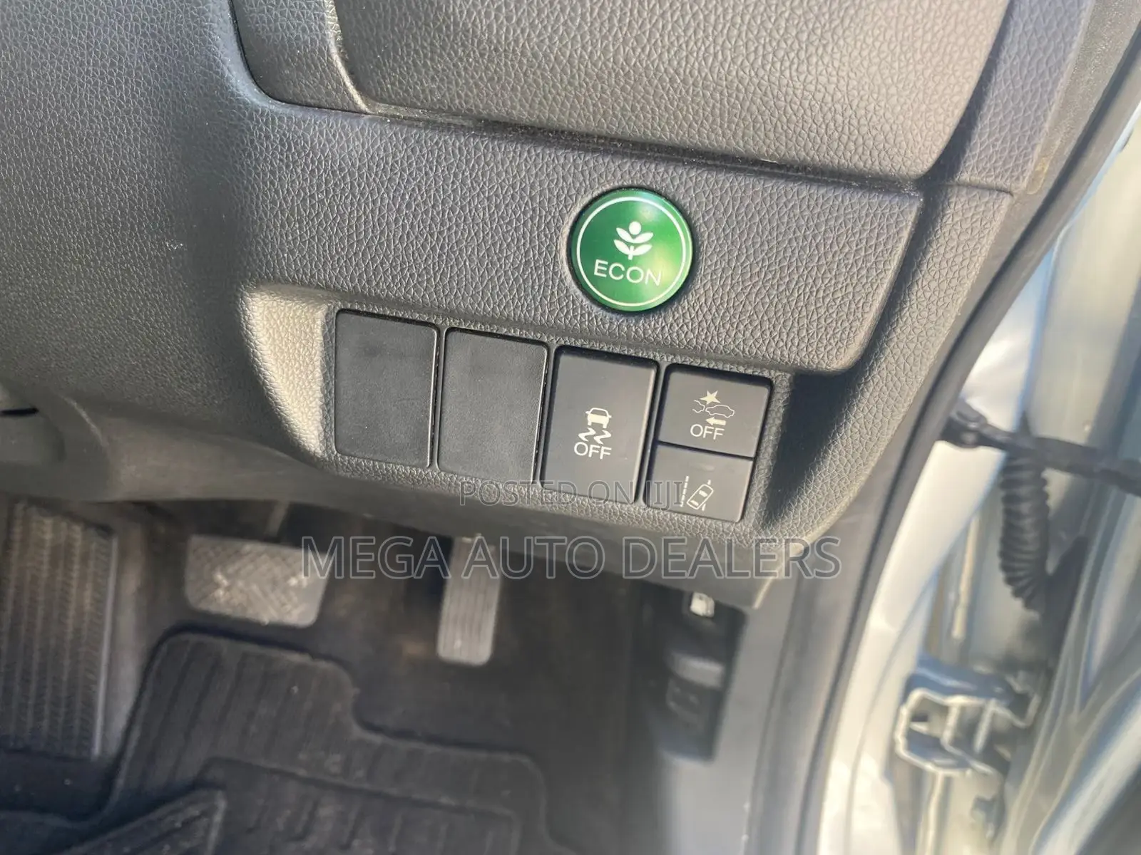 Honda Fit 2018 Silver