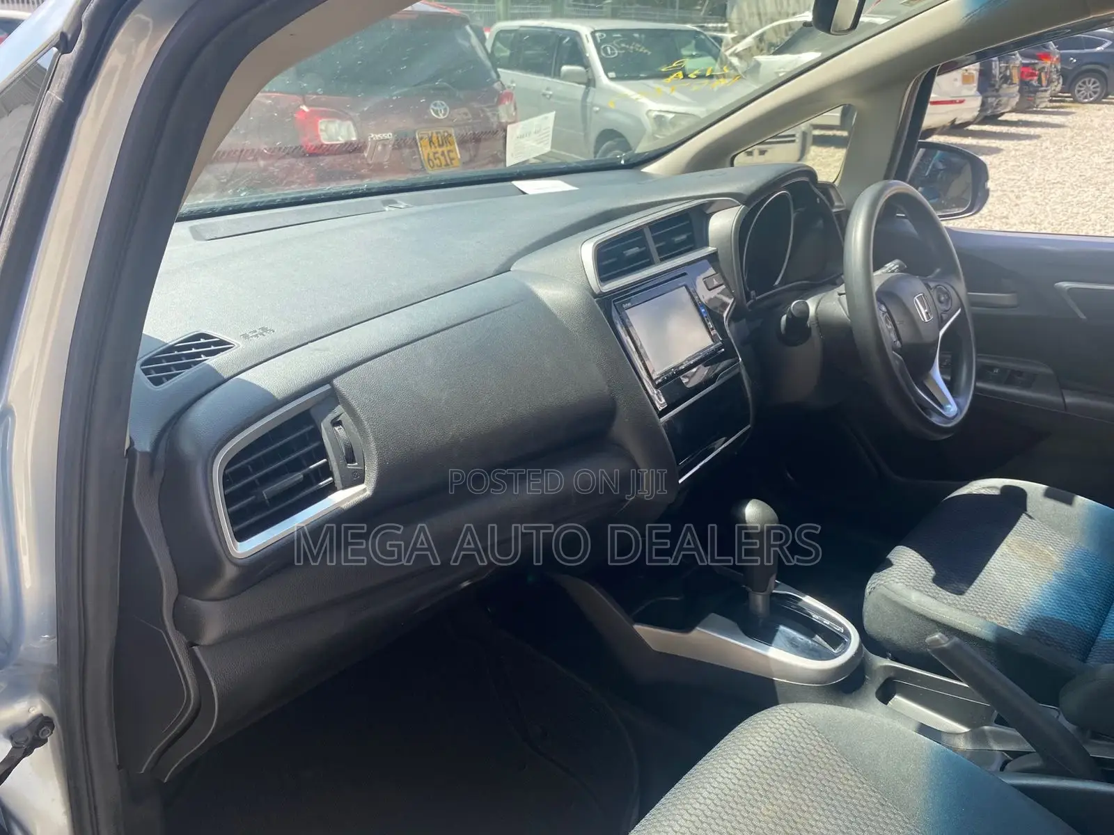 Honda Fit 2018 Silver