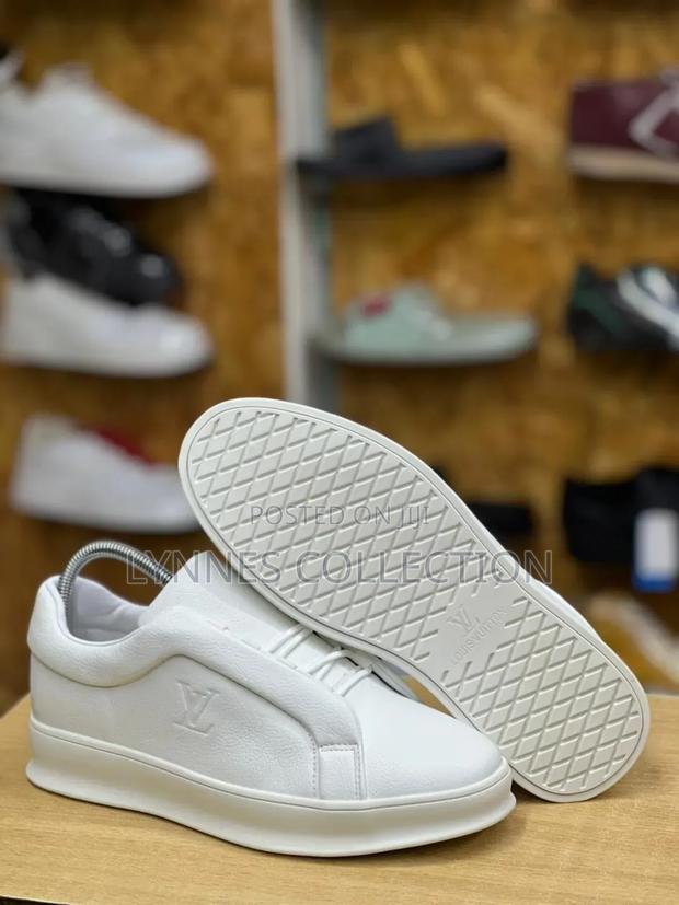 Louis Vuittion Casuals ,Louis Sizes 40_45 - main view
