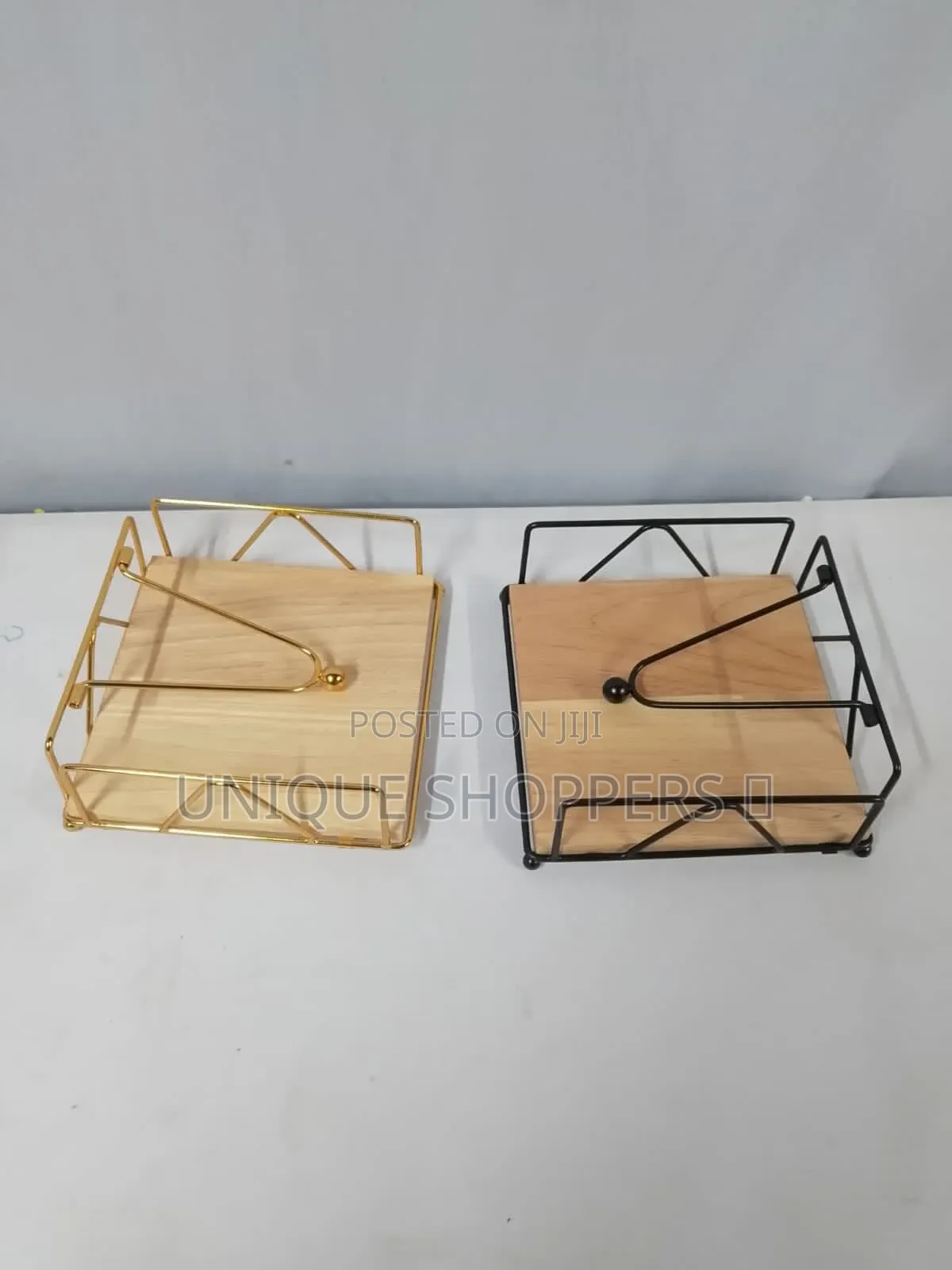 Luxury Metallic Serviette Holder/Napkin Holder With Bamboo Place On