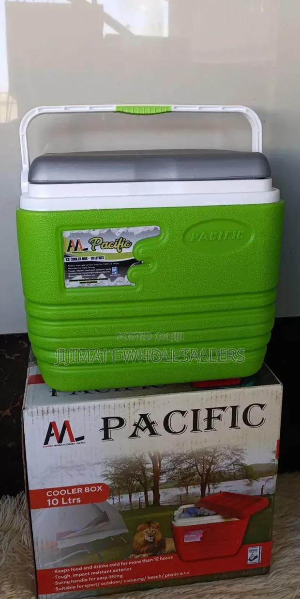 10 LTRS Pacific Cooler Box Available  - main view