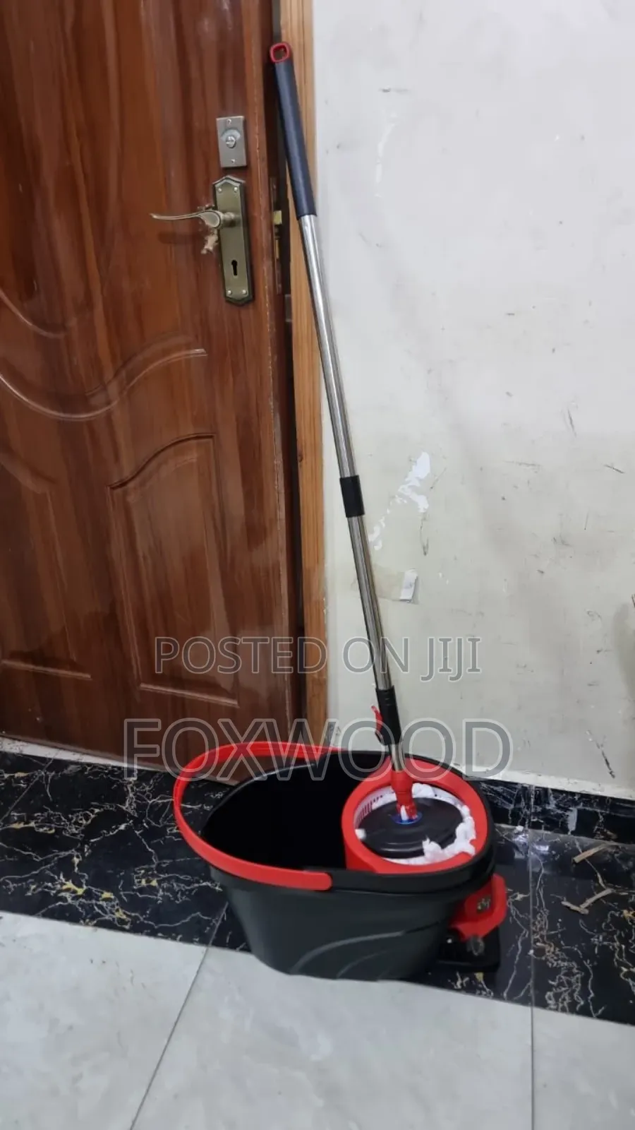 Spin Mop Bucket With a Foot Pedal