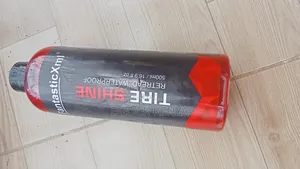 Easy Application Vehicles Tire Shiner
