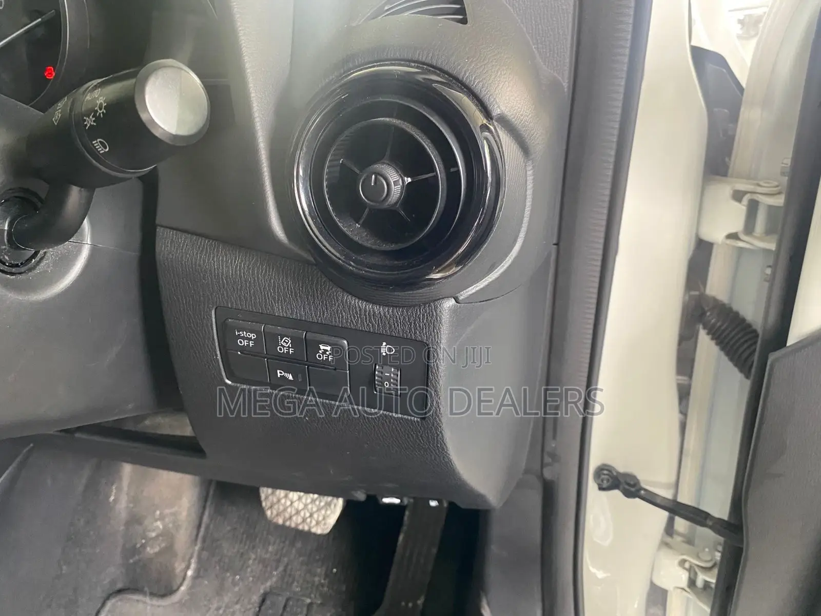 Mazda Demio 2018 White
