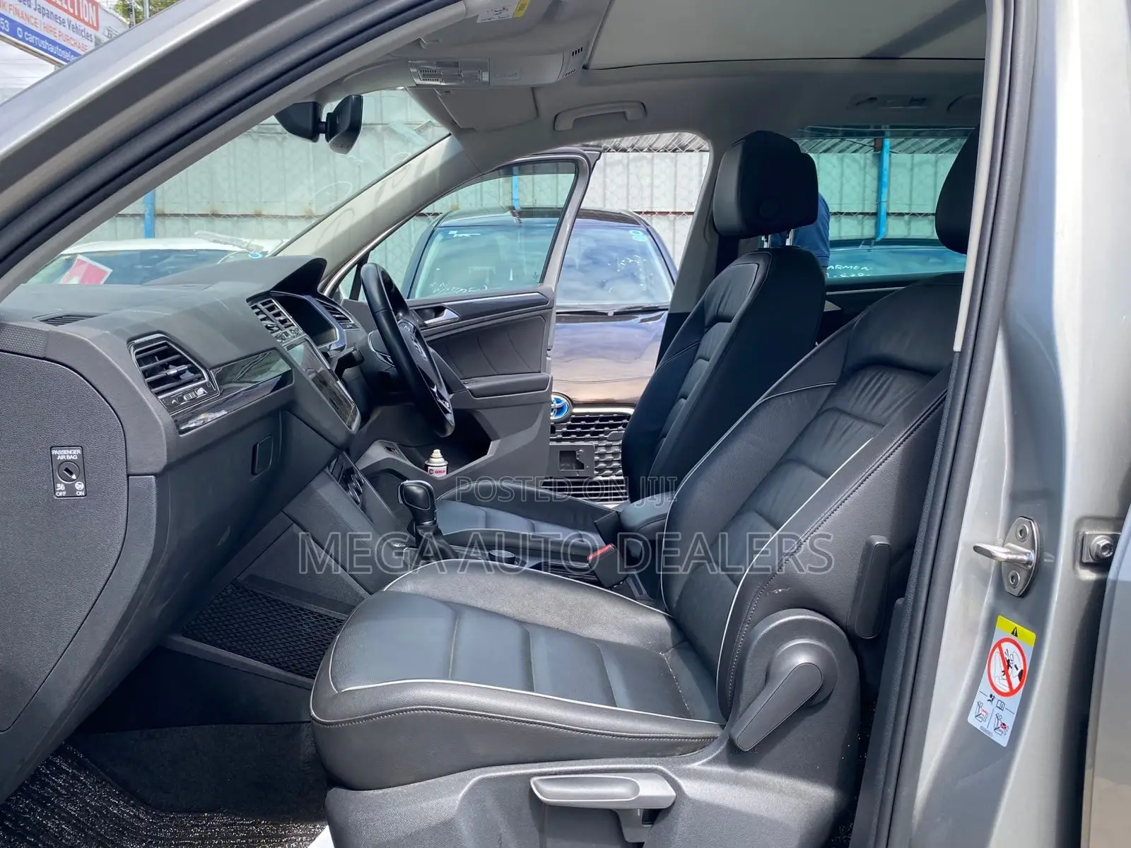 Volkswagen Tiguan 2019 Gray