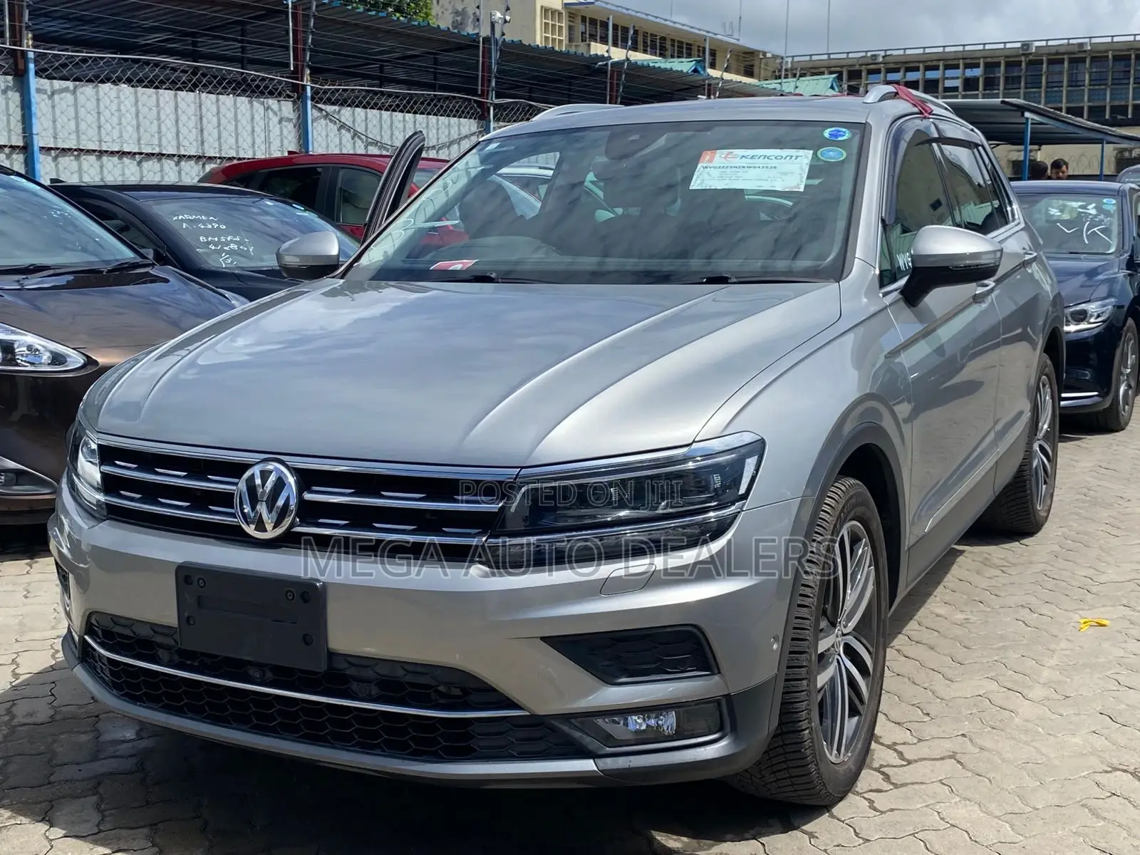 Volkswagen Tiguan 2019 Gray