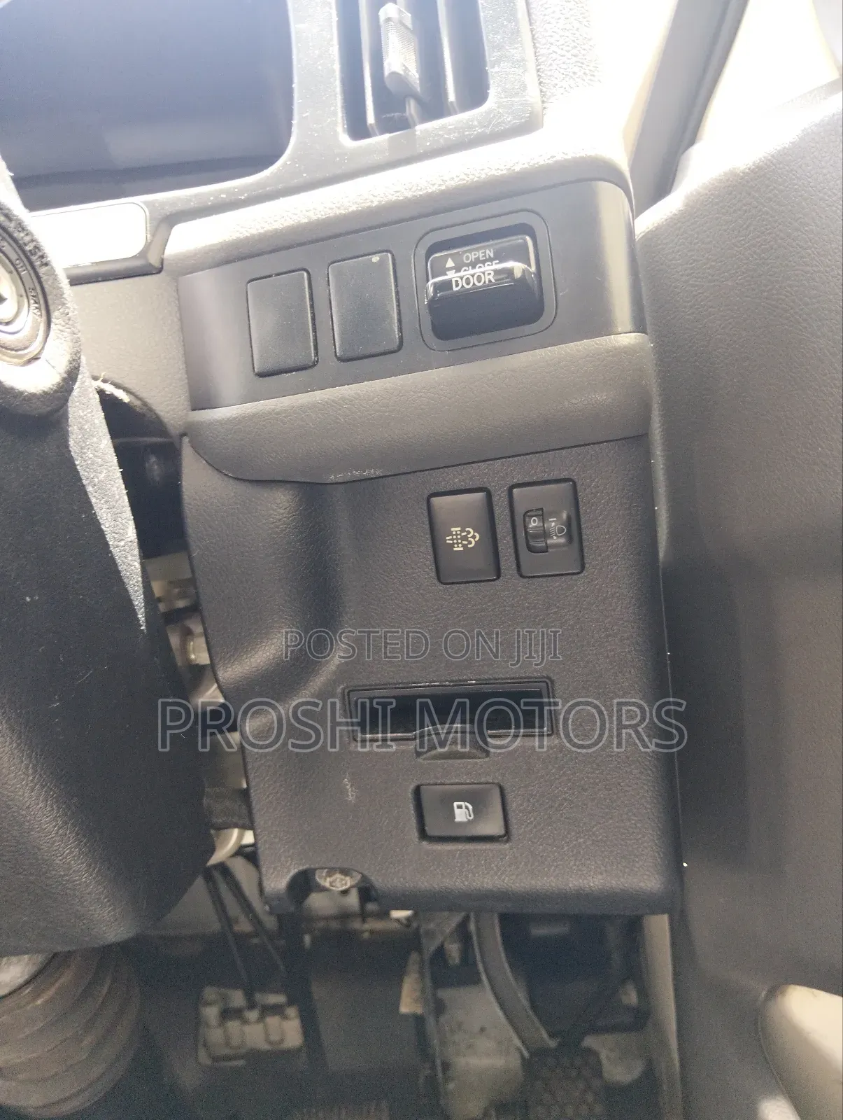 Toyota Coaster 2018 White