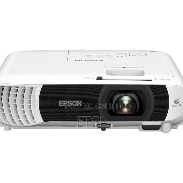 Epson Eb-E12 Xga 3600 Lumen Projector