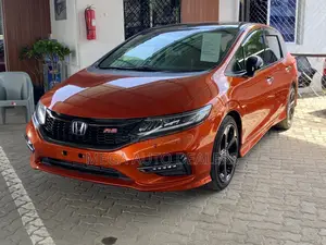 Honda Jade 2018 Orange