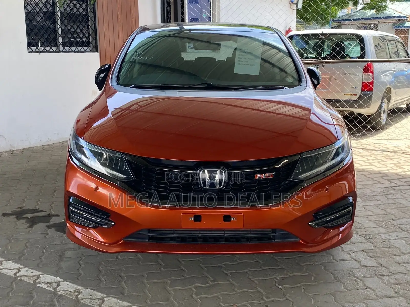 Honda Jade 2018 Orange
