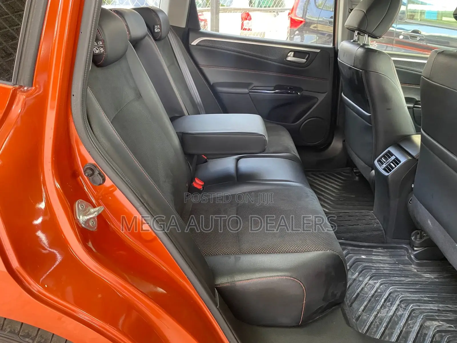 Honda Jade 2018 Orange
