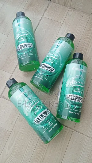 Dust Repellant Waterless Car Interior Cleaner