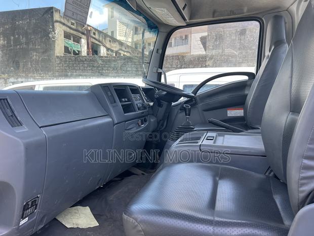 Isuzu Forwad 7tones Open Body - thumbnail 4