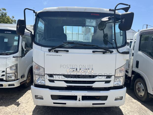 Isuzu Forwad 7tones Open Body