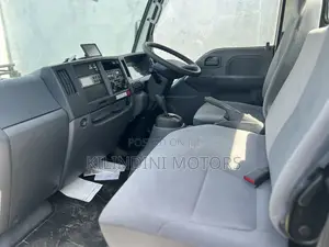 Isuzu Elf Closed Body Frinzer Very Clean for Vegitables