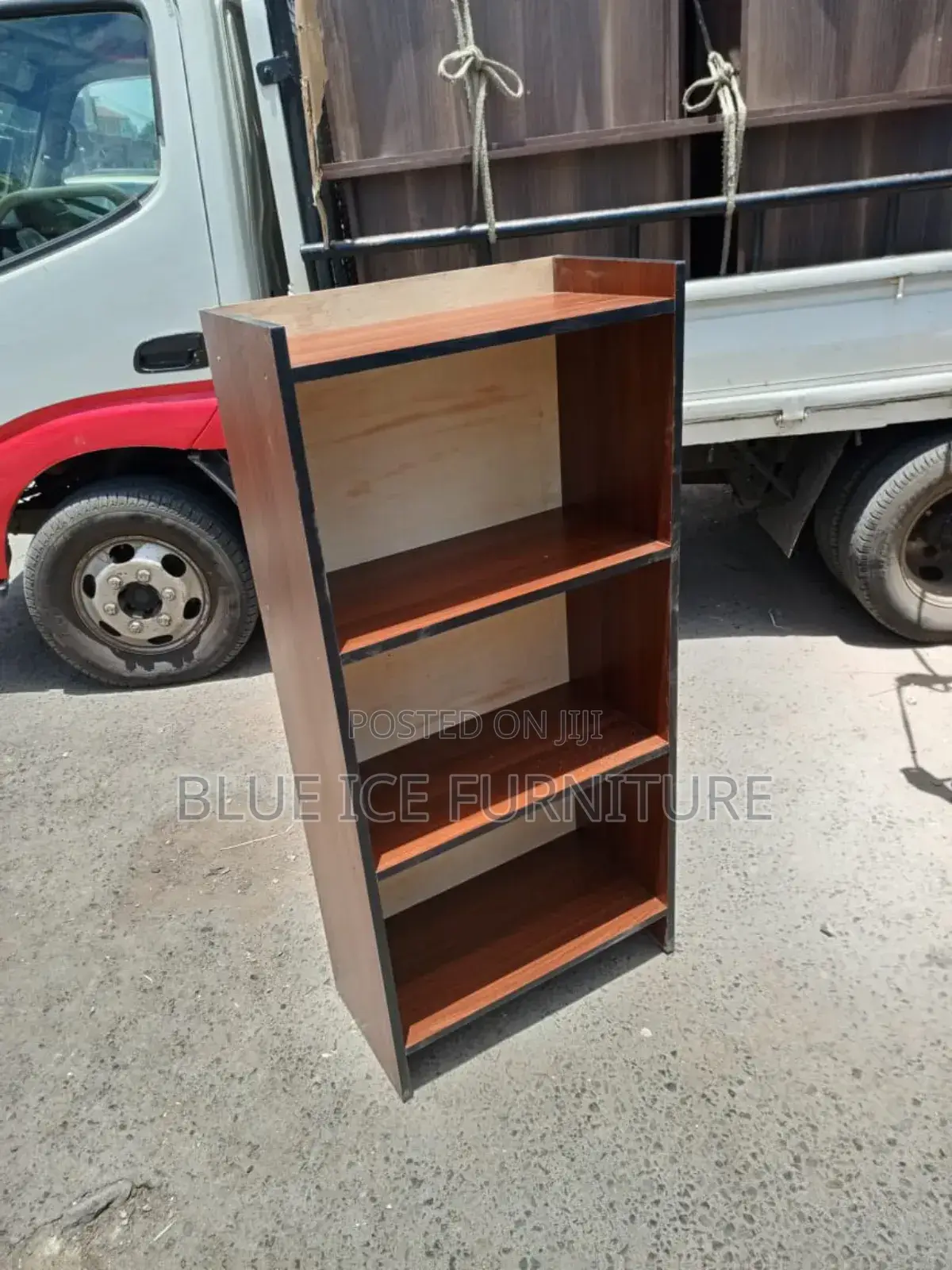 Modern Bookshelf Unit
