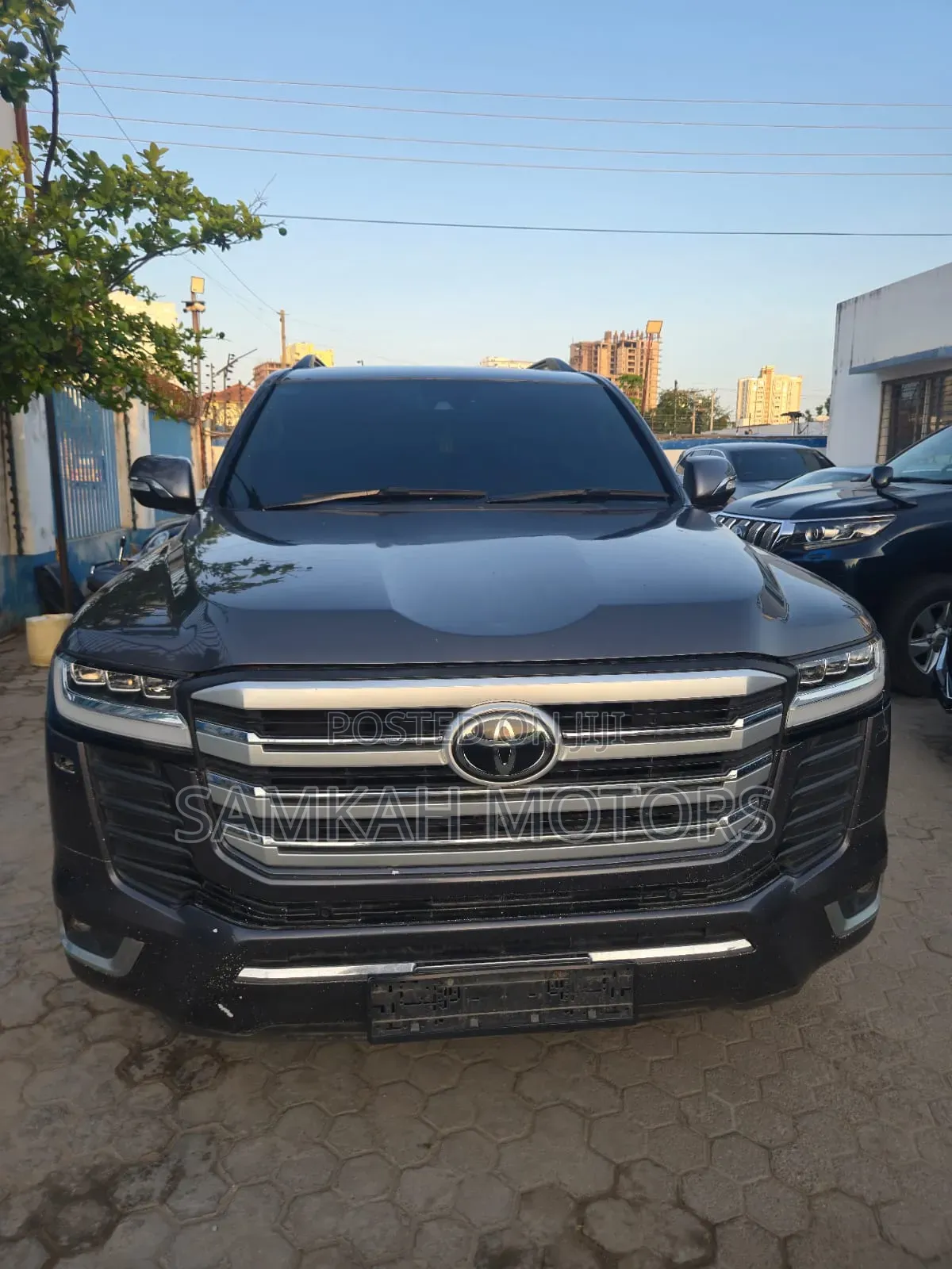 Toyota Land Cruiser 2017 Gray