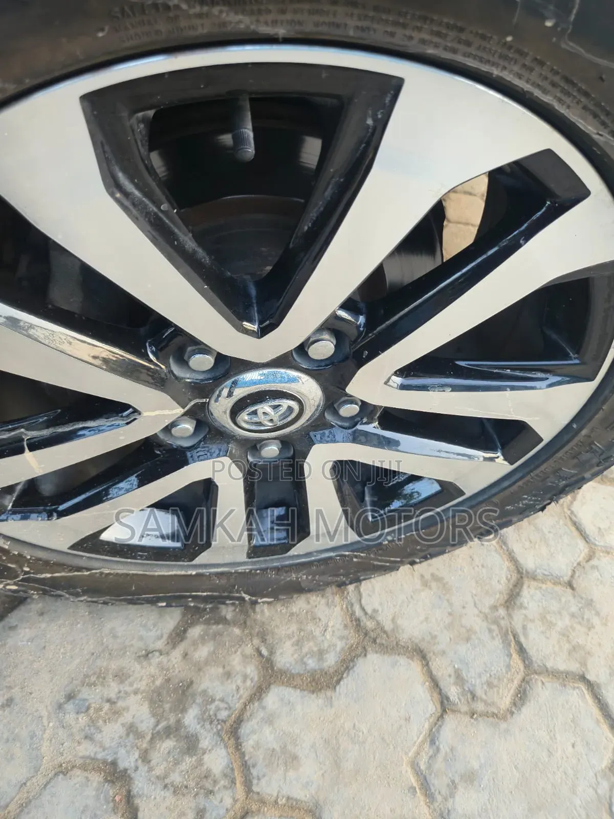 Toyota Land Cruiser 2017 Gray
