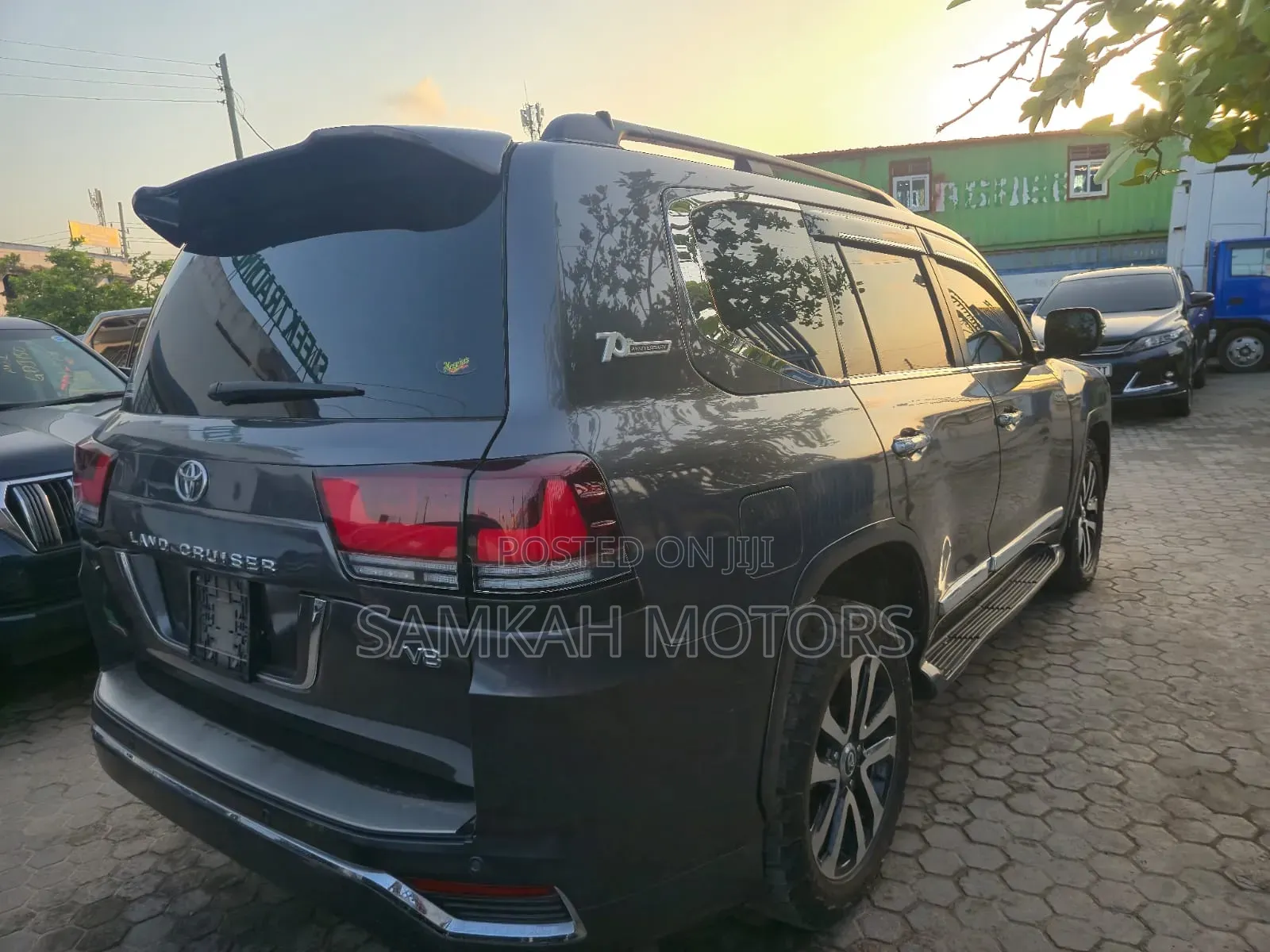 Toyota Land Cruiser 2017 Gray