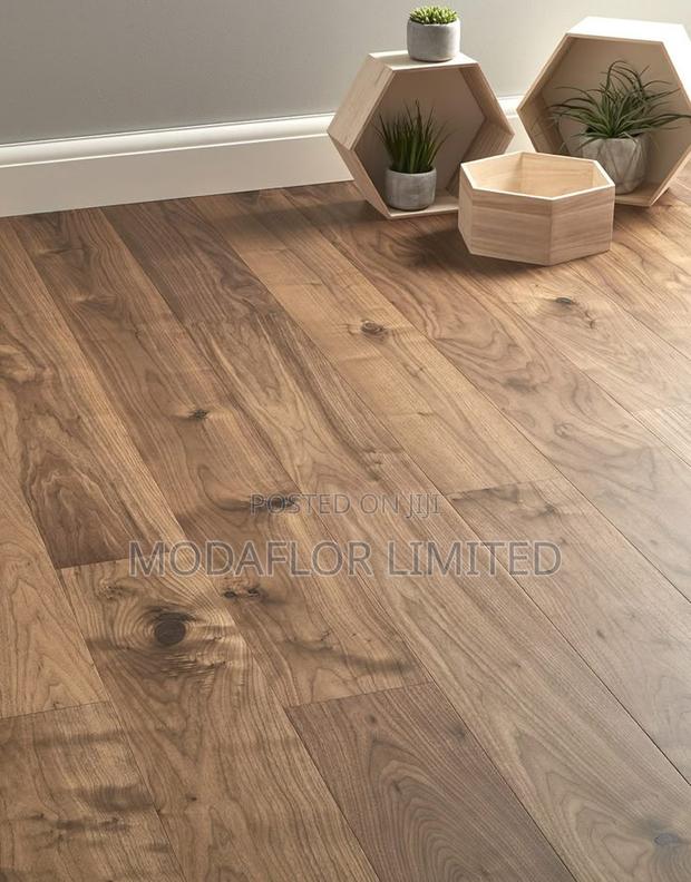 Modern Laminate Flooring for Homes Offices