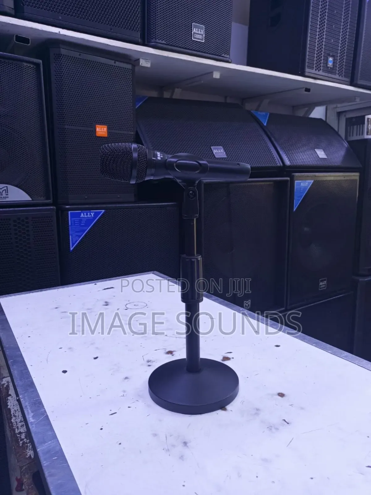 Wired Mic BNK B1 Plus Table Stand