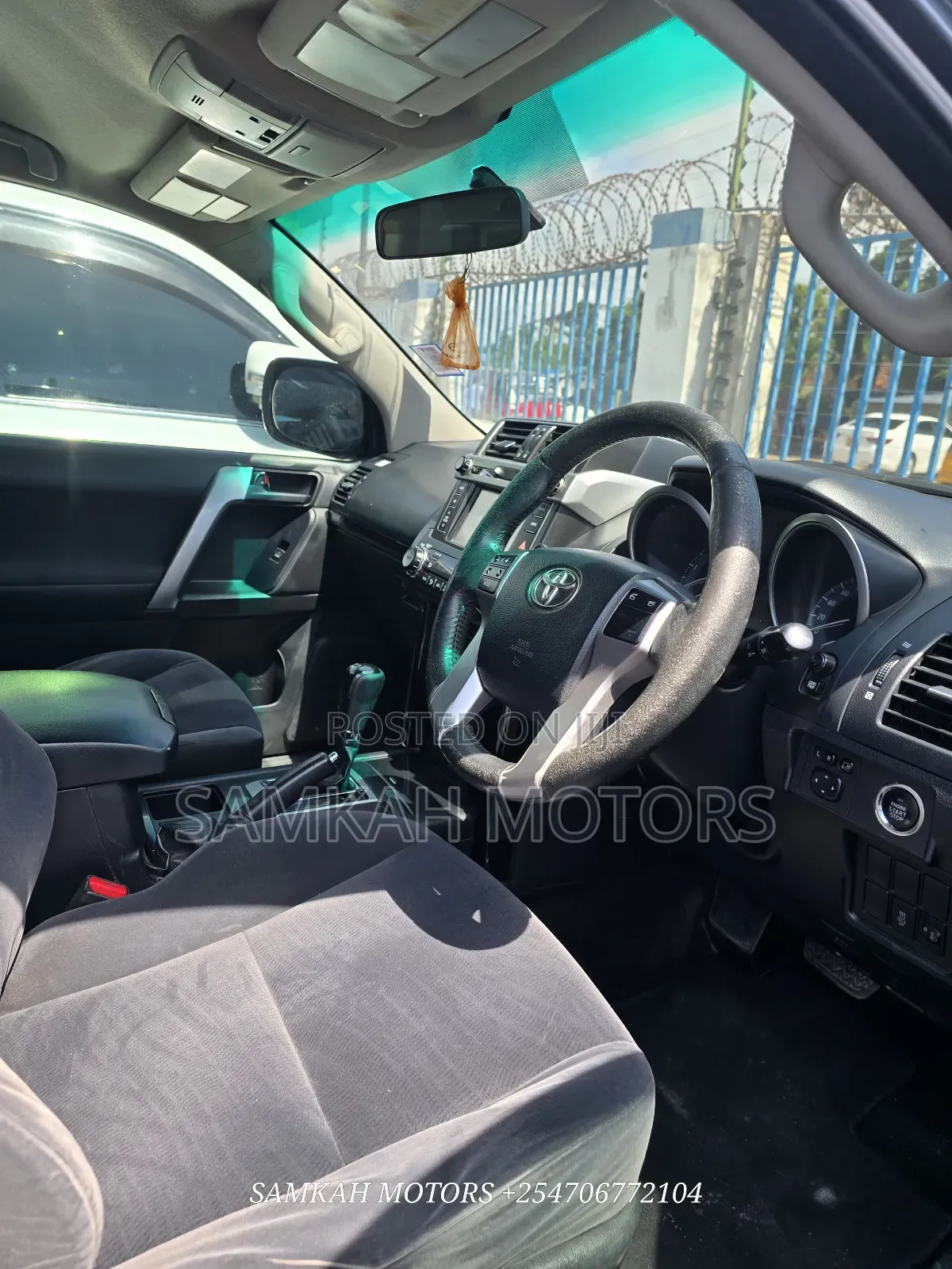 Toyota Land Cruiser Prado 2016 Gray