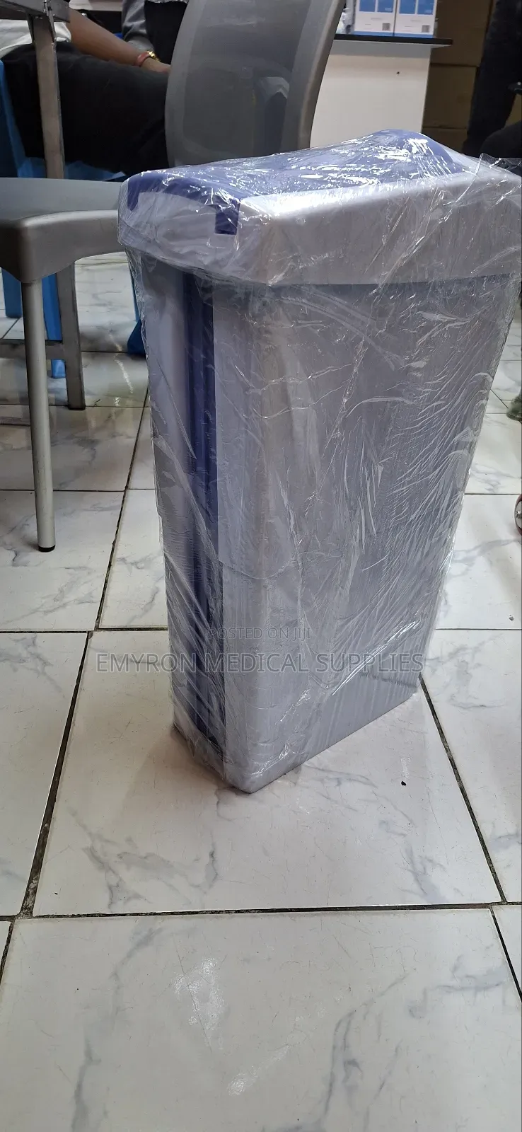 Sanitary Pedal Bin(10litres)