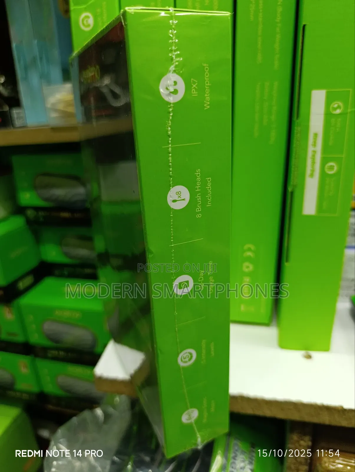 Oraimo Electric Toothbrush Magnisonic With 8 Toothbrush Head
