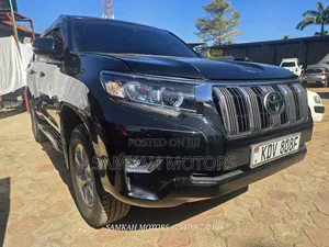 Toyota Land Cruiser Prado 2016 Black