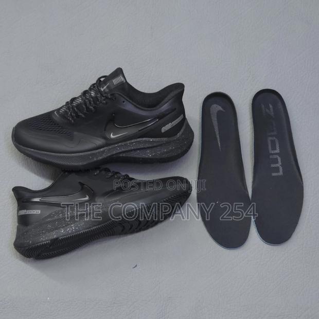 Quality Zoom Runner Nike Unisex Casual Shoes - thumbnail 3