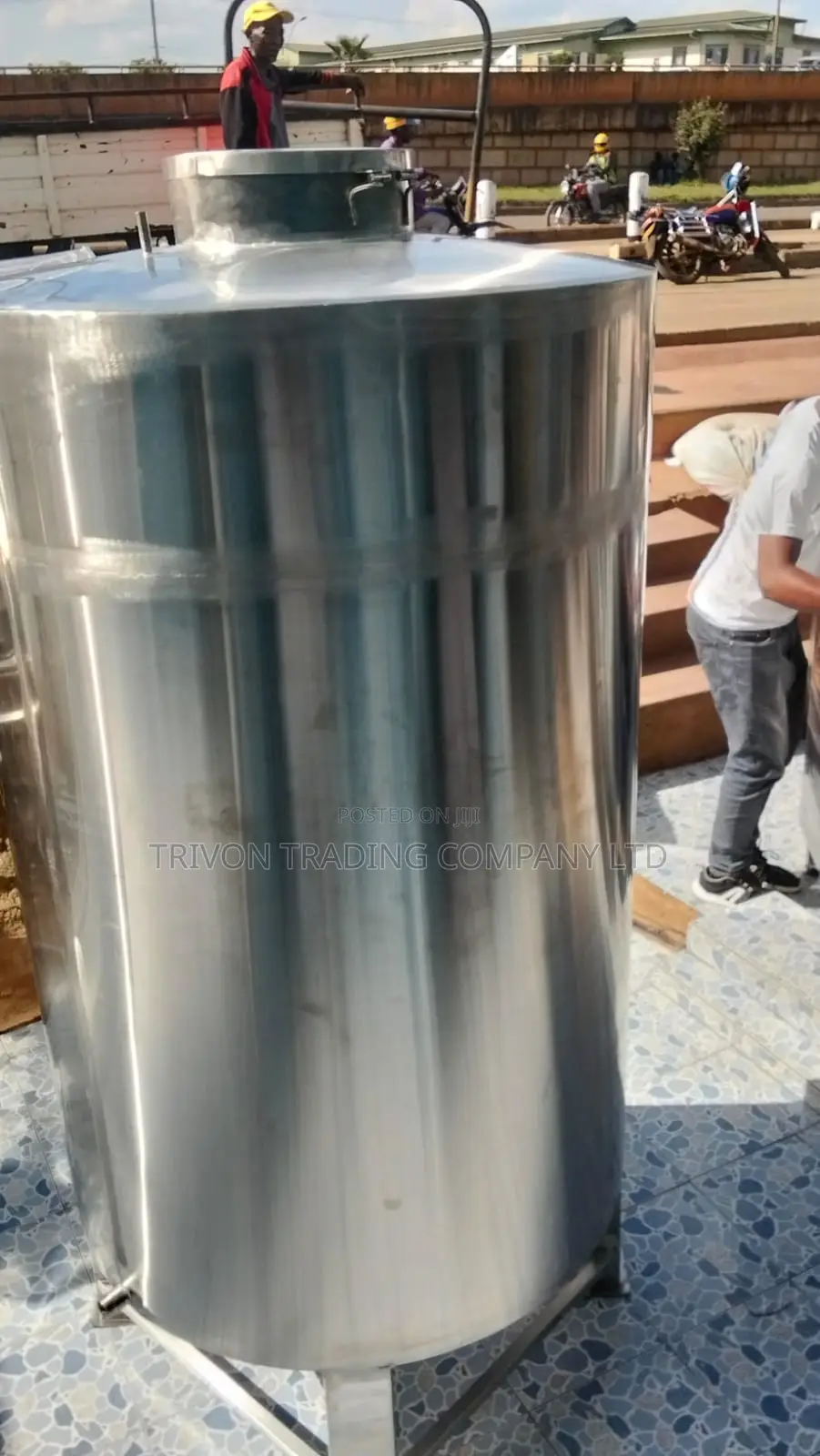 Stainless Steel Water Storage Tank 1500 Litres