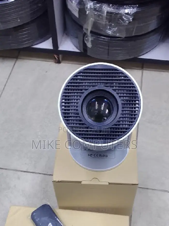 Smart Hy300 Mini Portable High Lumens Android