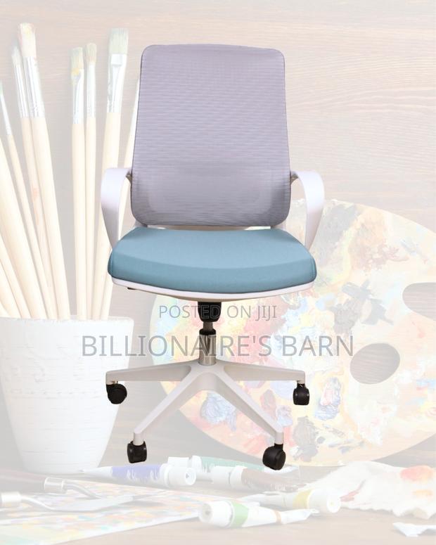 White Ergonomic Mesh Office Chair (New Arrival) — Limited Stock