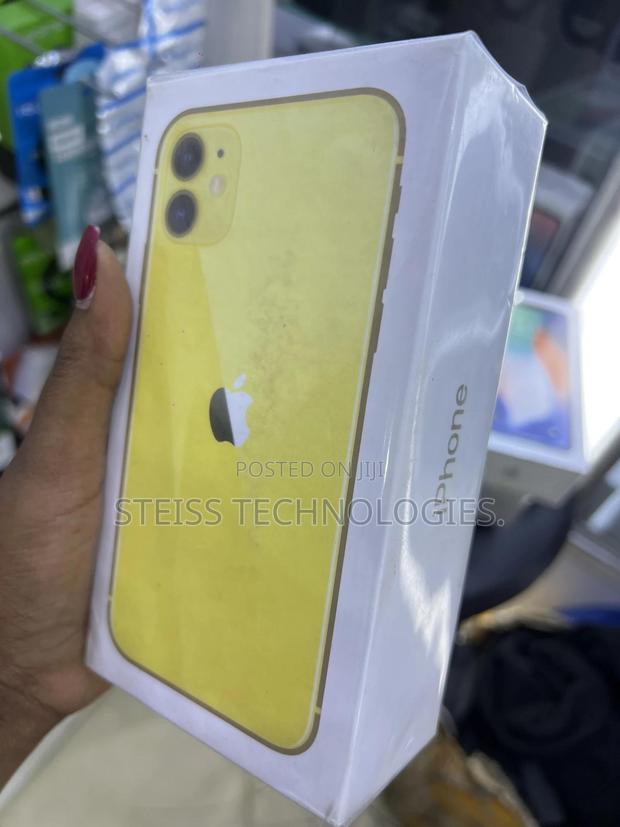New Apple iPhone 11 128 GB Yellow - thumbnail 6