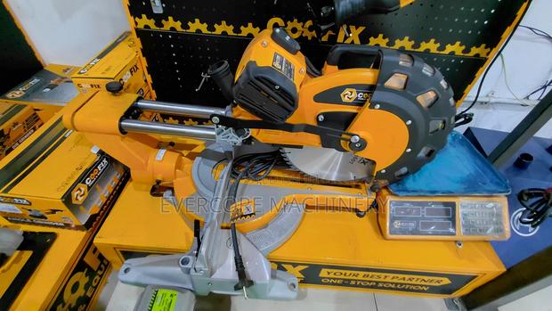 Coofix 2000watts 300mm Electric Mitre Saw Machine. - thumbnail 4
