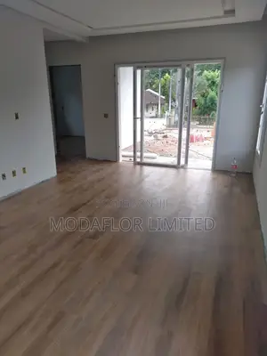 Elegant Laminate Flooring- One Square Meter