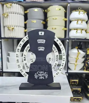 Creative Manual Rotating Calendar 
 