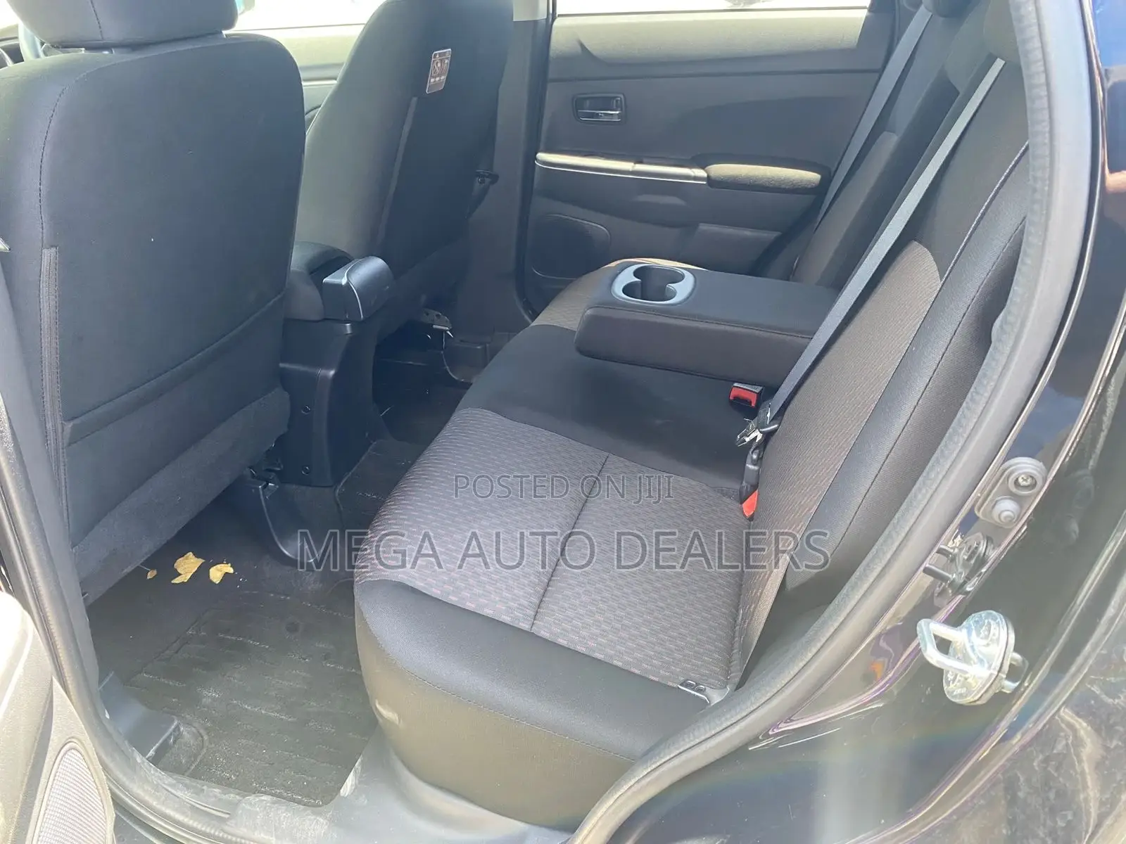 Mitsubishi RVR 2018 Black