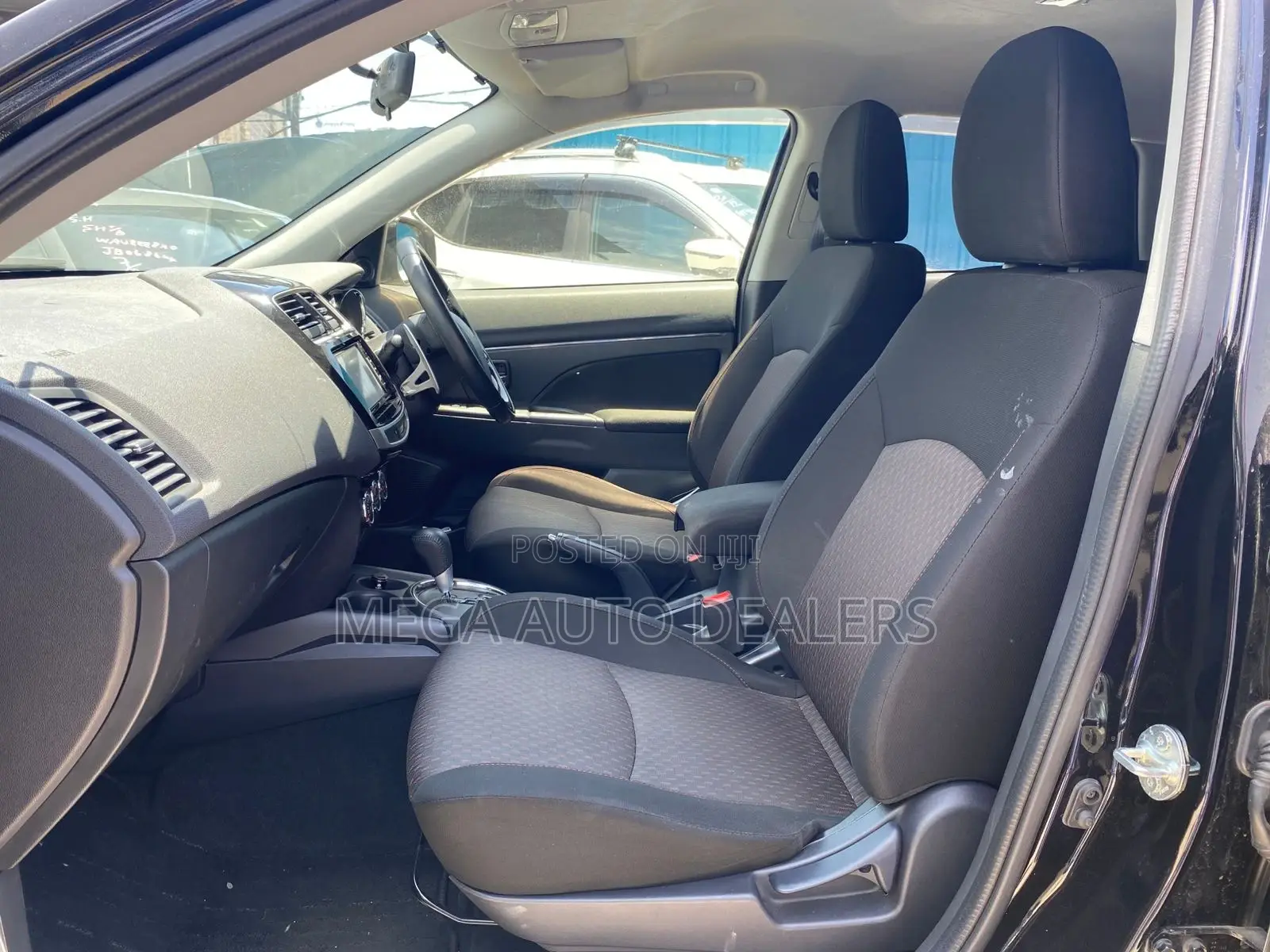Mitsubishi RVR 2018 Black